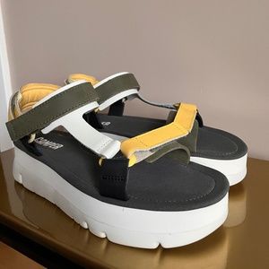 CAMPER Oruga Up leather platform sandals, US 10 (9)